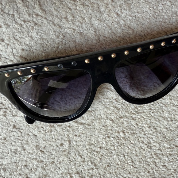 Celine CL40011S 40011 01B Sunglasses Authentic 58 mm Studded Black Gradient Nice - Picture 12 of 16
